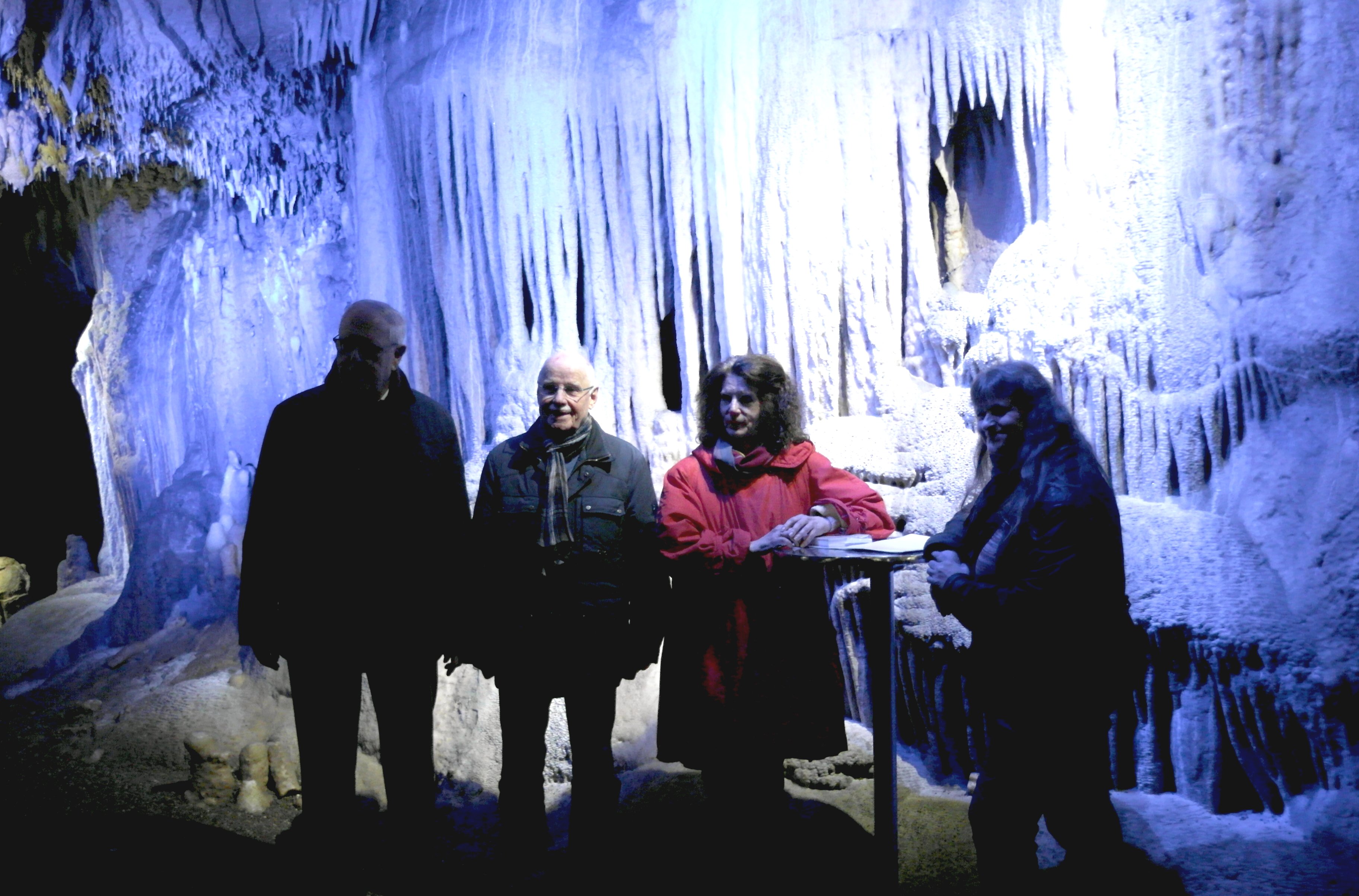 Zu Gast in der Dechenhöhle - Alle Lesenden